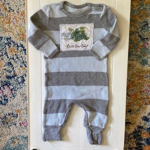 Burt's bees baby onesie 0-3m